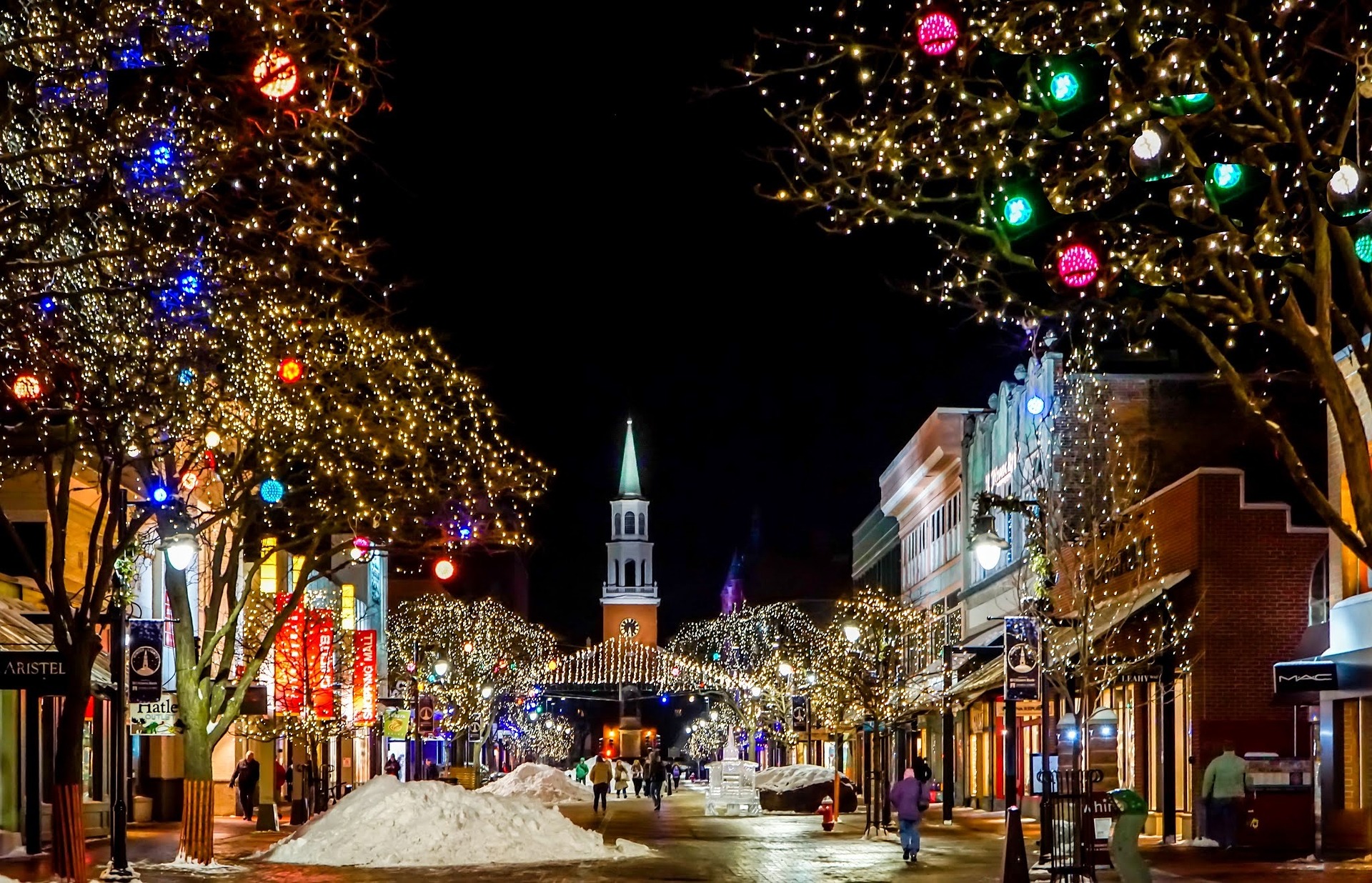 Czy gmina zamierza oszczędzać na świątecznych iluminacjach