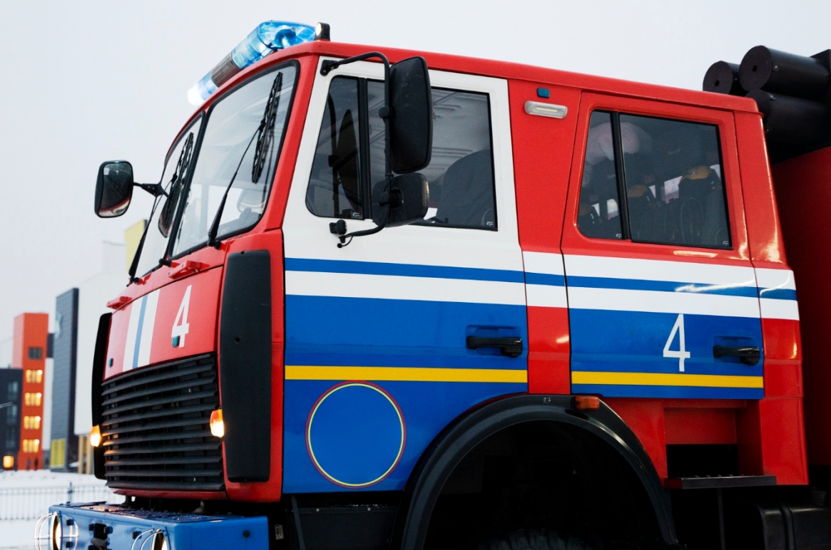 Uroczyste przekazanie i poświęcenie nowoczesnego wozu strażackiego dla Ochotniczej Straży Pożarnej w Czerniejewie