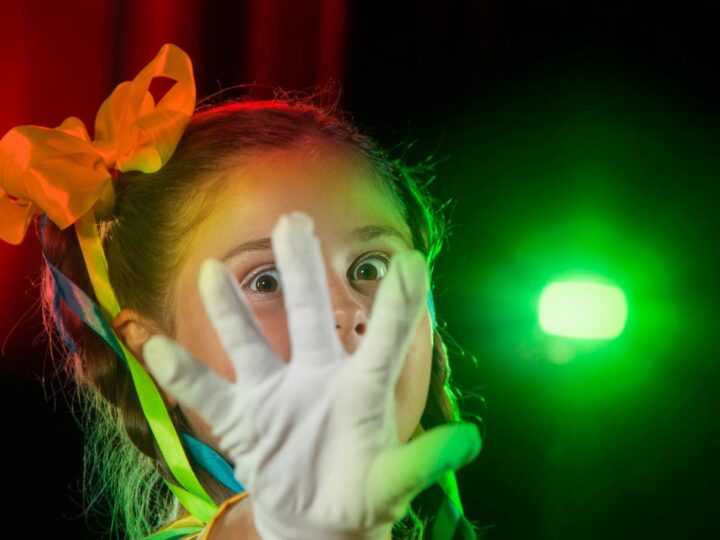Teatr dla dzieci – jakie wartości płyną z przedstawień teatralnych?