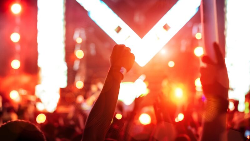 Zakończenie Lata w Monopolis: Warsztaty, Bańki Mydlane i Rodzinne Atrakcje!