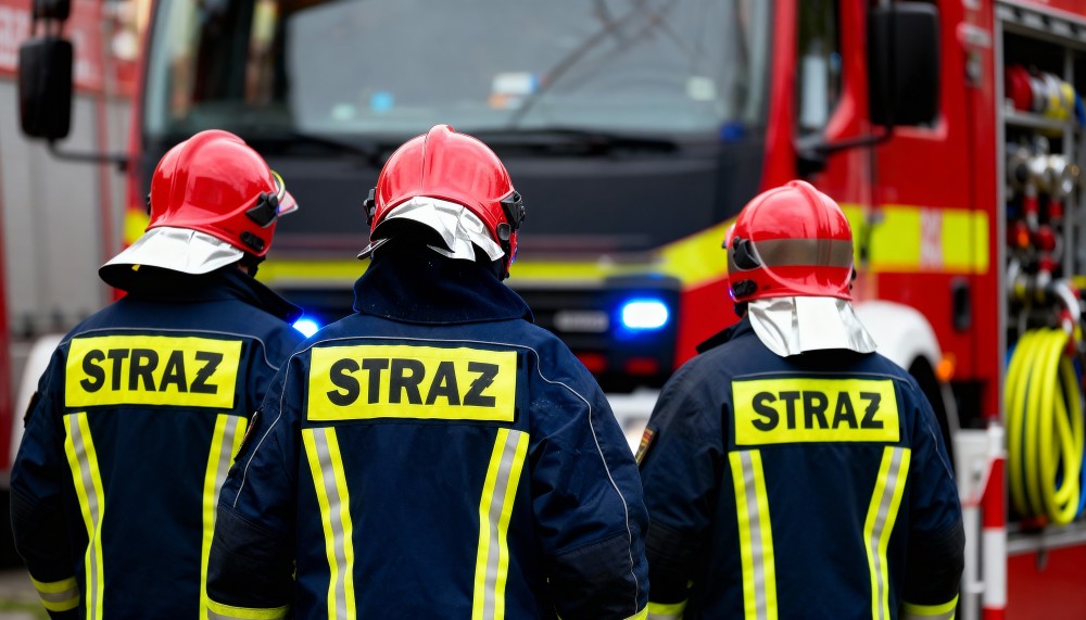 Nowi strażacy-ratownicy z Wrześni zdobijają szczyty umiejętności w trudnym egzaminie końcowym