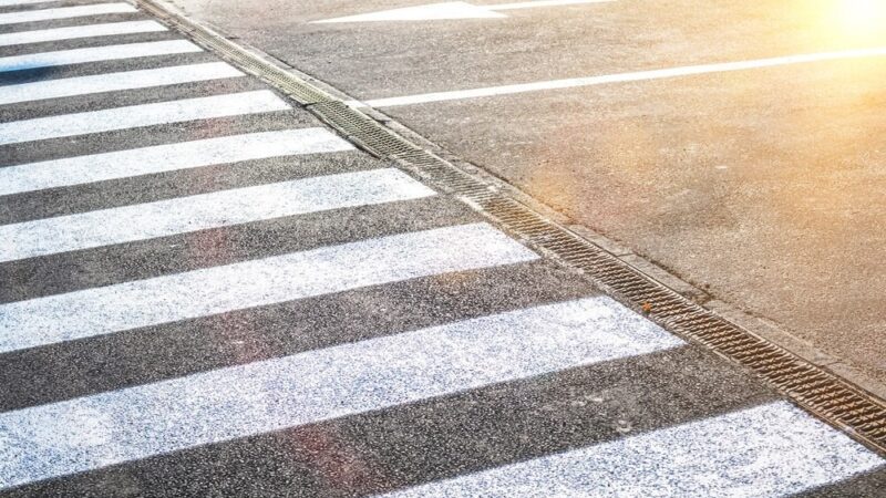 Bezpieczniejsze przejścia dla pieszych na ul. Armii Poznań po modernizacji