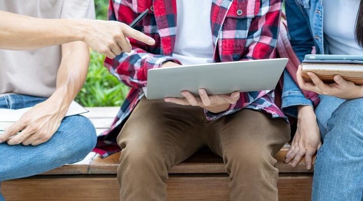 Uczniowie z powiatu wrzesińskiego poznają Polskę dzięki rządowym wycieczkom edukacyjnym