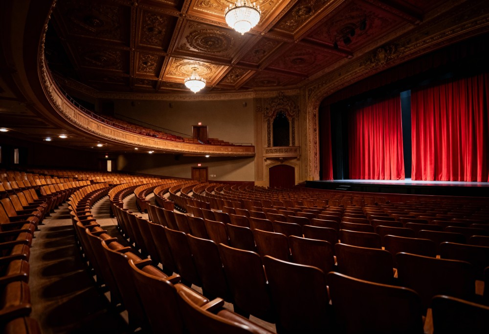 Teatralna przygoda uczniów z Wrześni: emocje, kreatywność i rozwój w Grzymysławicach