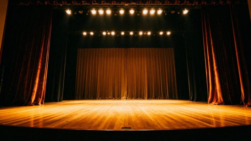 Artur Barciś w Pyzdrach – odkryj magię literatury i teatru!