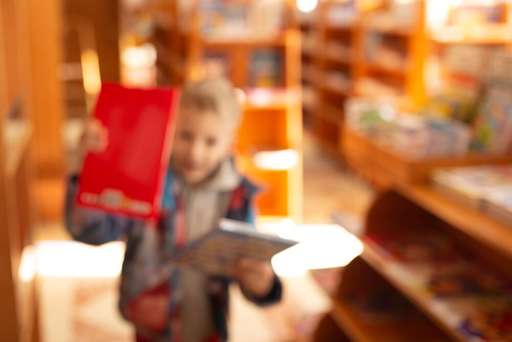 Straż Miejska edukuje dzieci we Wrześni o bezpieczeństwie na przejściach dla pieszych